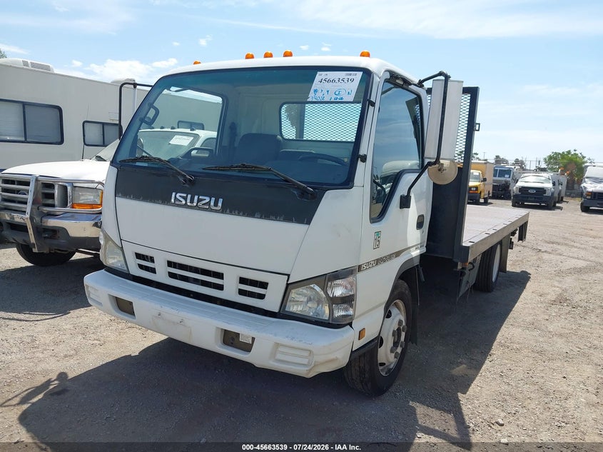 2006 ISUZU NPR VAN N/A