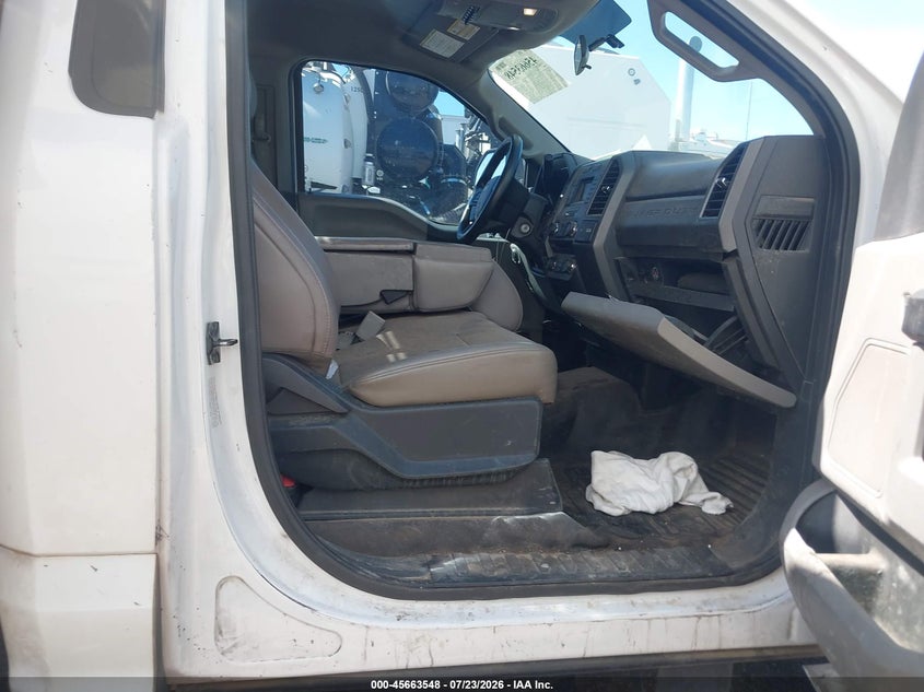 2018 FORD F-550 CHASSIS auction photo 5