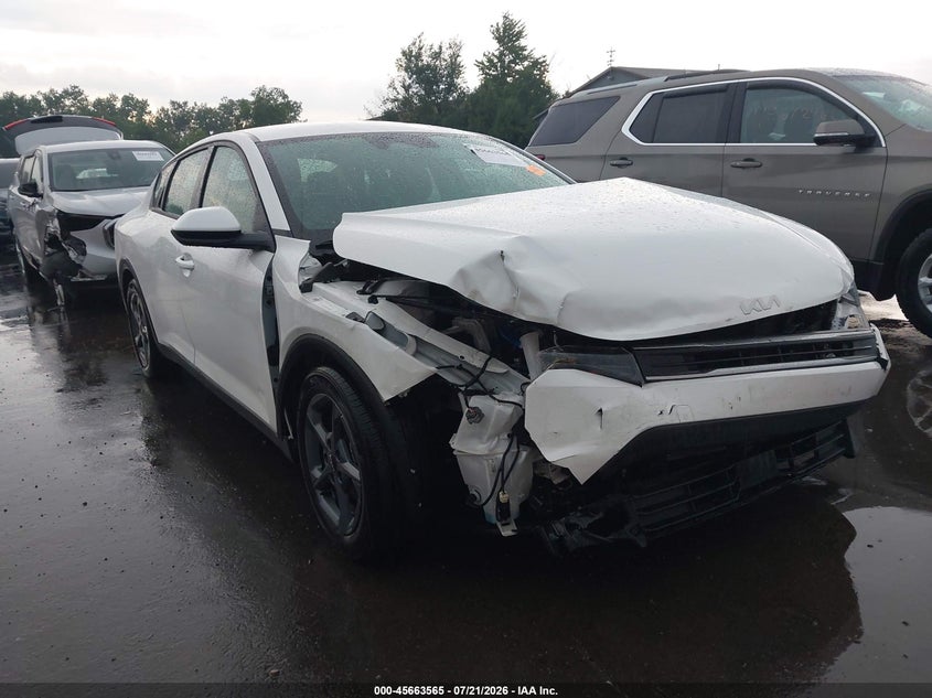 Vin: 3kpft4de0se228086, lot: 46162137, kia k4 lxs 2025 img_1