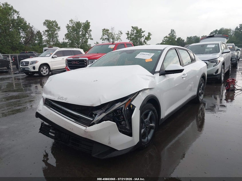 Vin: 3kpft4de0se228086, lot: 46162137, kia k4 lxs 20252