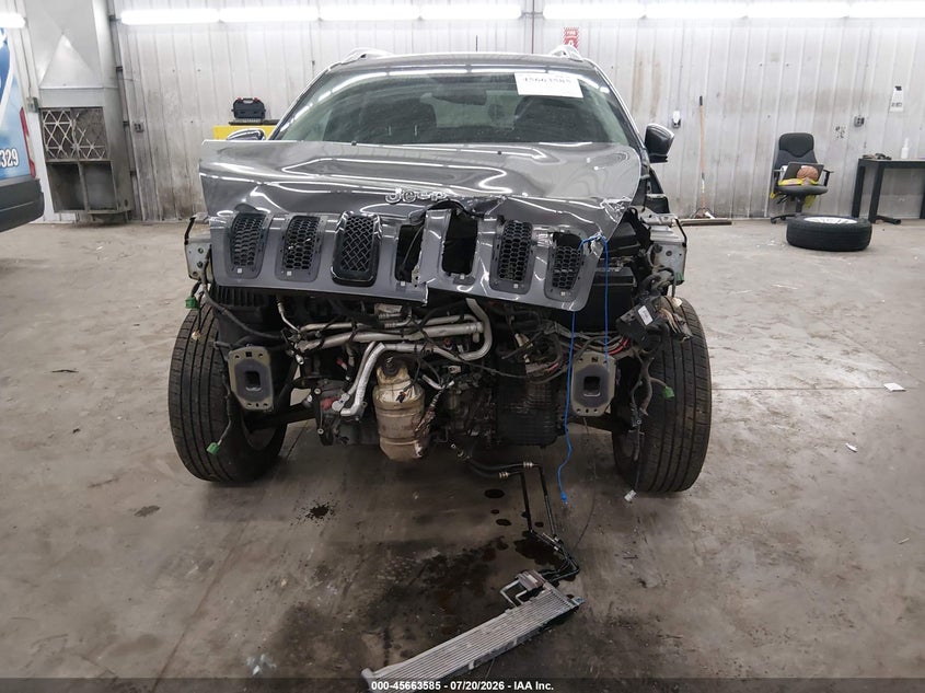 2016 JEEP CHEROKEE auction photo 6