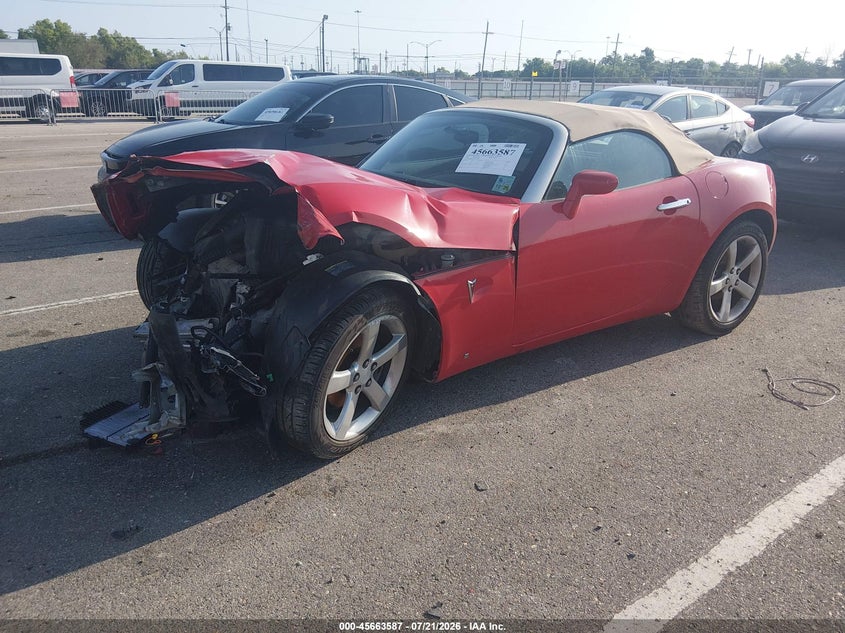 2007 PONTIAC SOLSTICE auction photo 2