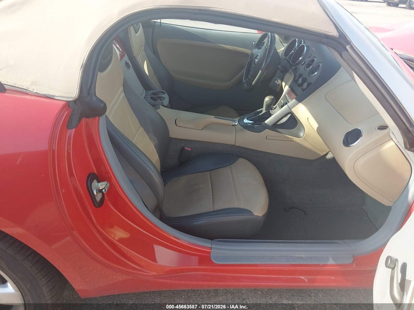 2007 PONTIAC SOLSTICE auction photo 8