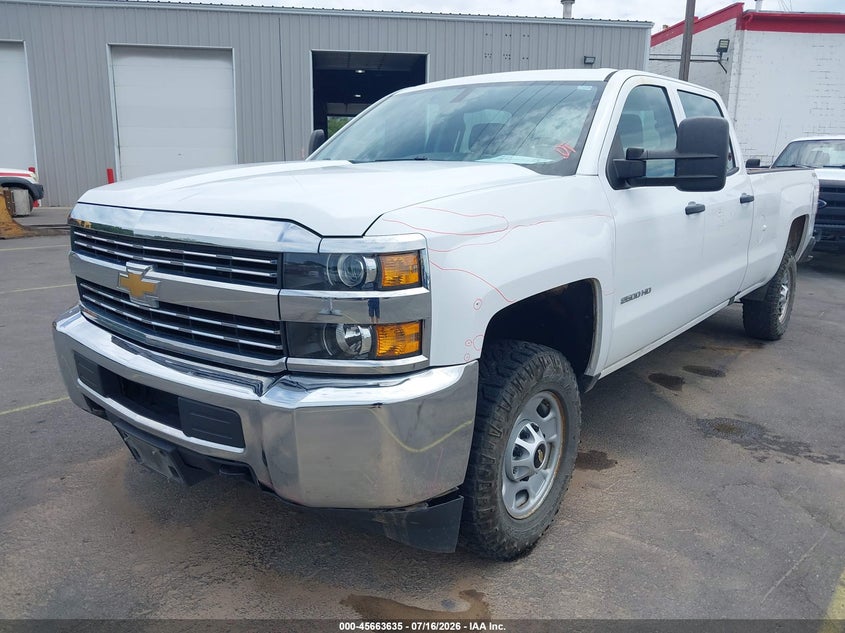 2017 CHEVROLET SILVERADO 2500HD auction photo 2