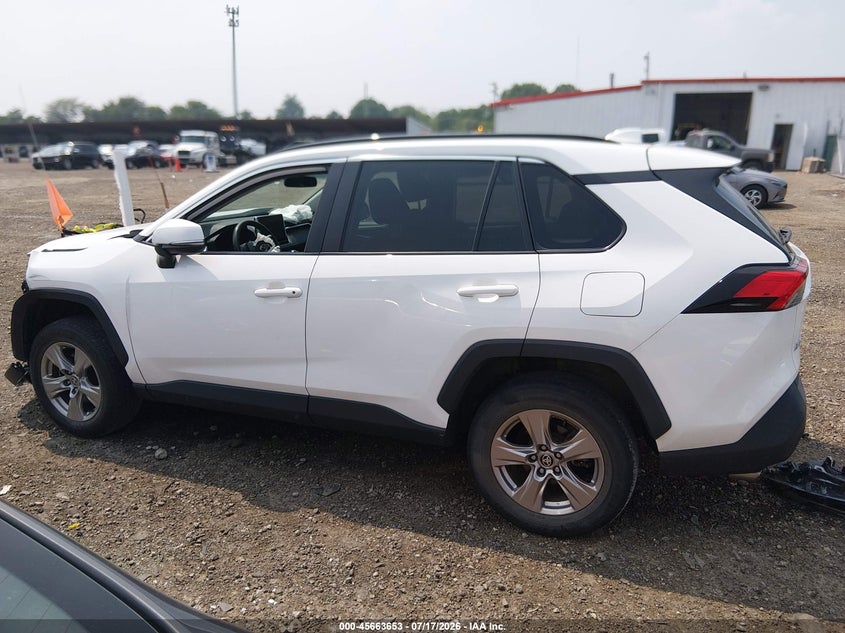 TOYOTA RAV4 - zdjęcie 15