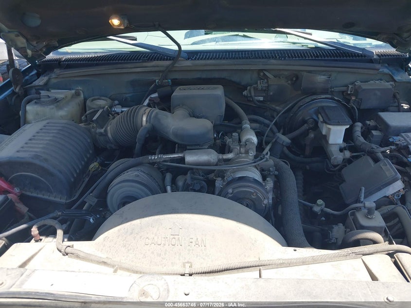 1998 GMC Yukon Slt VIN: 1GKEK13R8WJ702333 Lot: 45663746