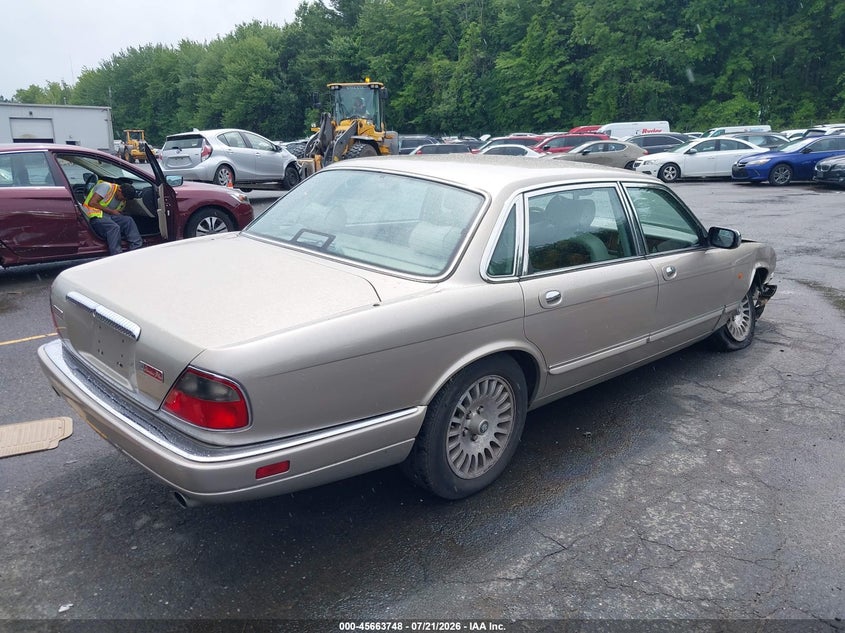 1996 JAGUAR VANDENPLAS auction photo 4