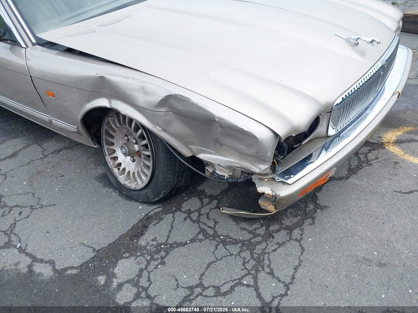1996 JAGUAR VANDENPLAS auction photo 6