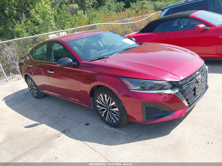 2024 Nissan Altima