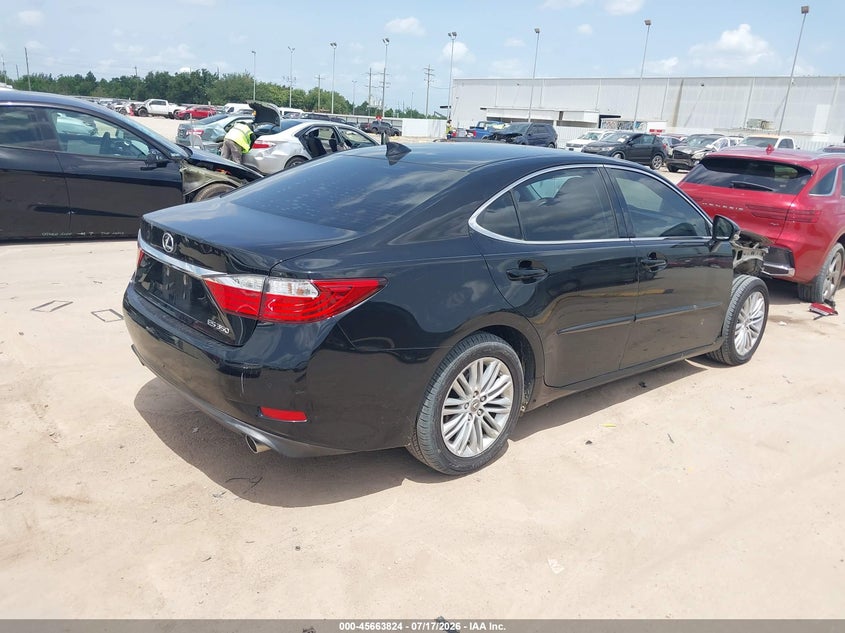2015 LEXUS ES 350 auction photo 4