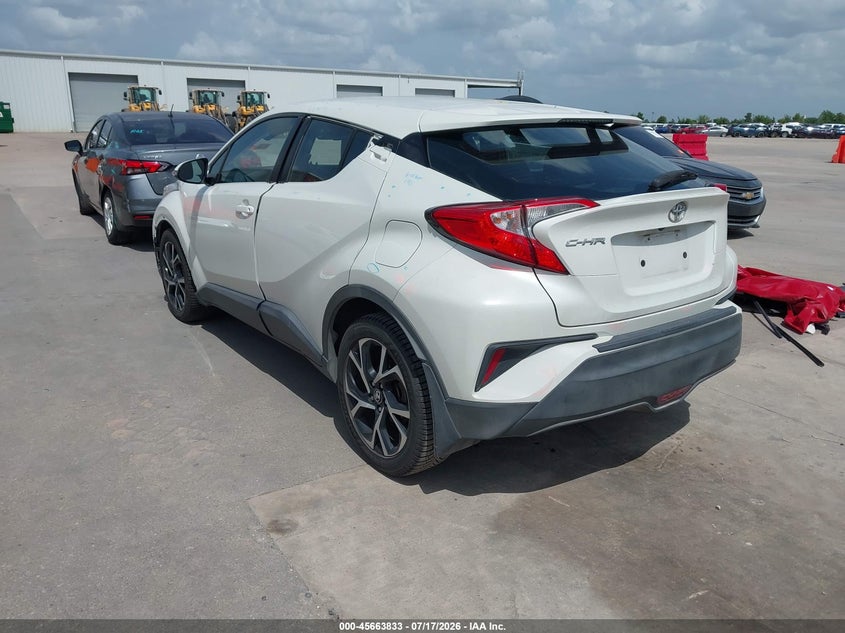 TOYOTA C-HR - zdjęcie 3