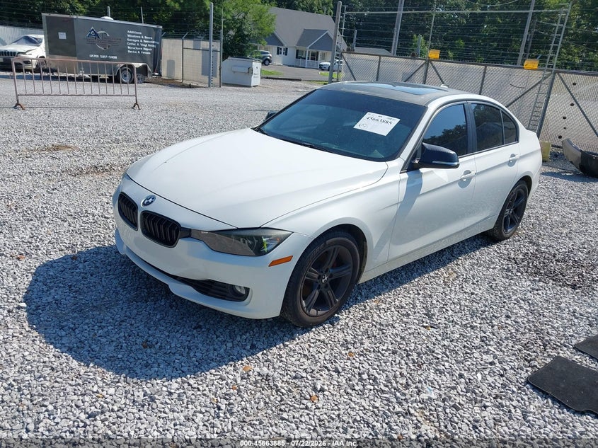 2013 BMW 328I auction photo 2