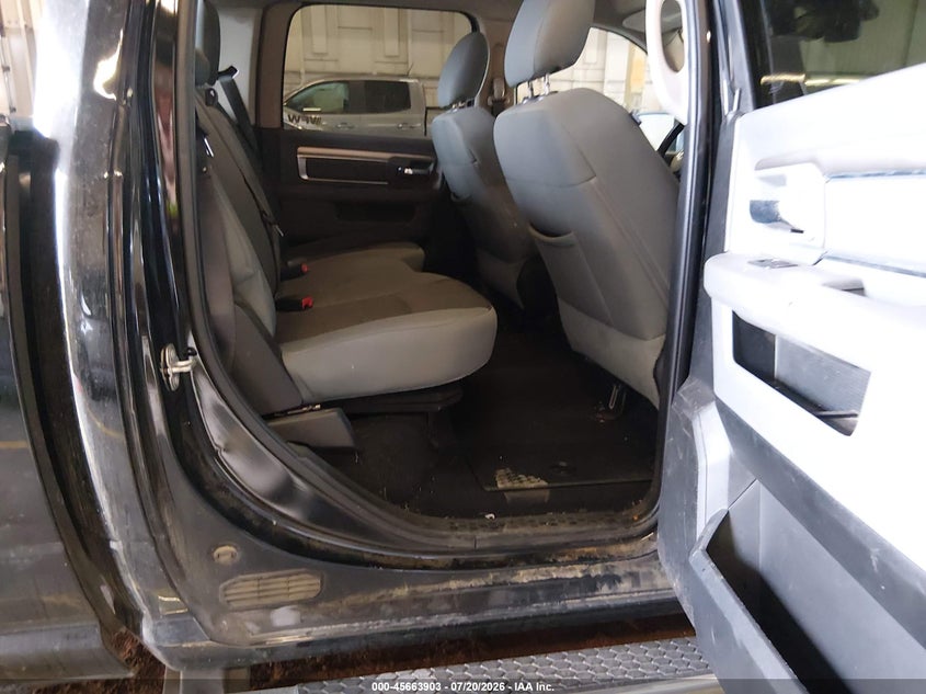 2020 RAM 1500 CLASSIC auction photo 8