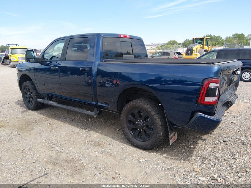 Vin: 3c6ur5fj8rg355969, lot: 46162506, ram 2500 laramie  4x4 6'4 box 20243