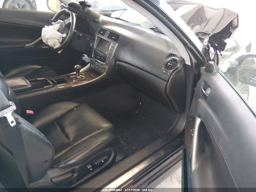 2010 LEXUS IS 250C auction photo 5