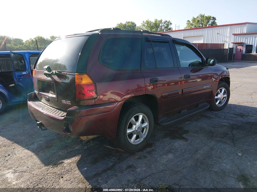 2004 GMC ENVOY auction photo 4