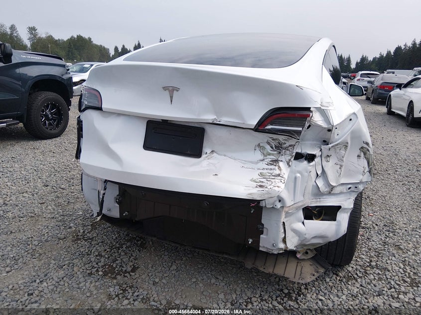 2024 Tesla Model Y Long Range Dual Motor All-Wheel Drive VIN: 7SAYGDEEXRA219721 Lot: 45664004