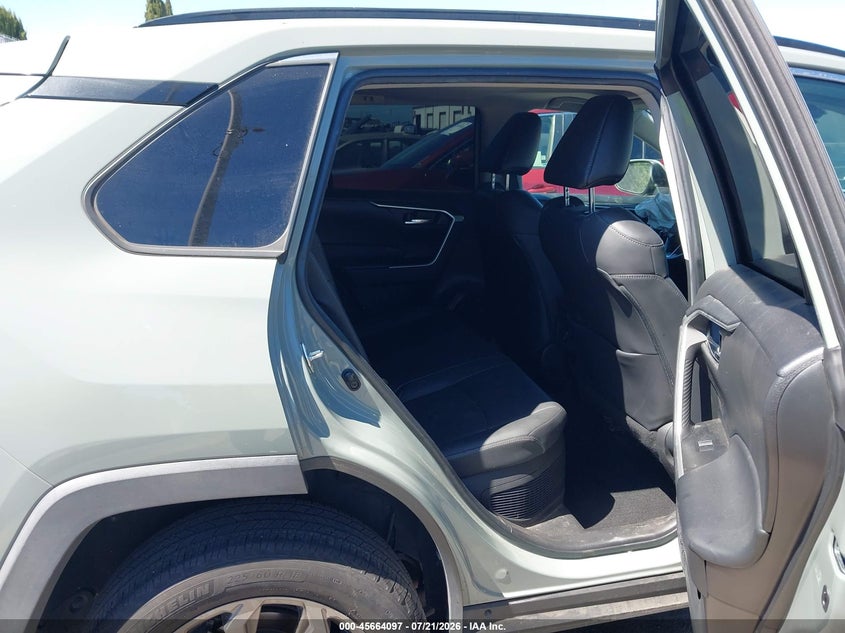 2022 Toyota Rav4 Hybrid Xle Premium VIN: 4T3B6RFV3NU080086 Lot: 45664097