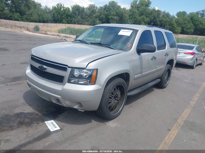 2009 CHEVROLET TAHOE auction photo 2