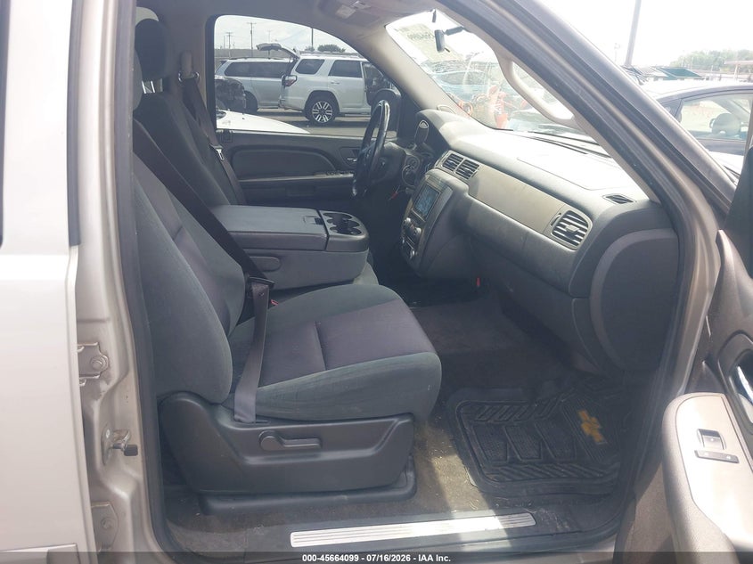 2009 CHEVROLET TAHOE auction photo 5