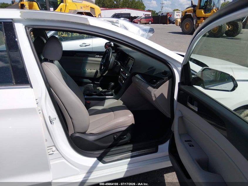 2018 HYUNDAI SONATA auction photo 5