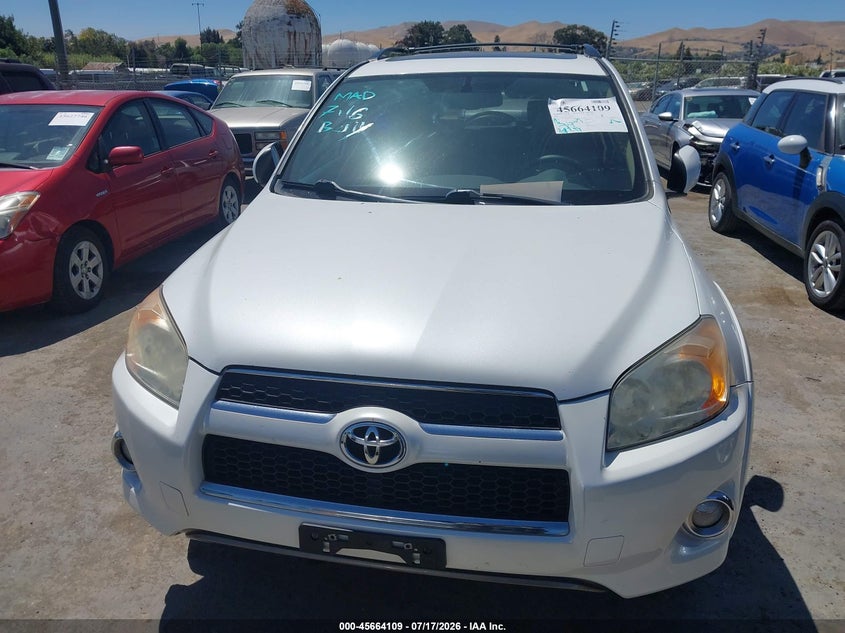 2011 TOYOTA RAV4 auction photo 6