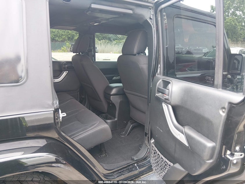 2017 Jeep Wrangler Unlimited Sahara VIN: 1C4BJWEG4HL622352 Lot: 45664115