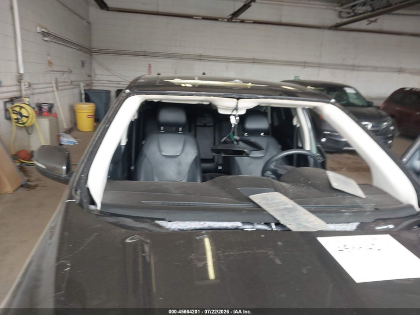 2018 FORD EDGE auction photo 6
