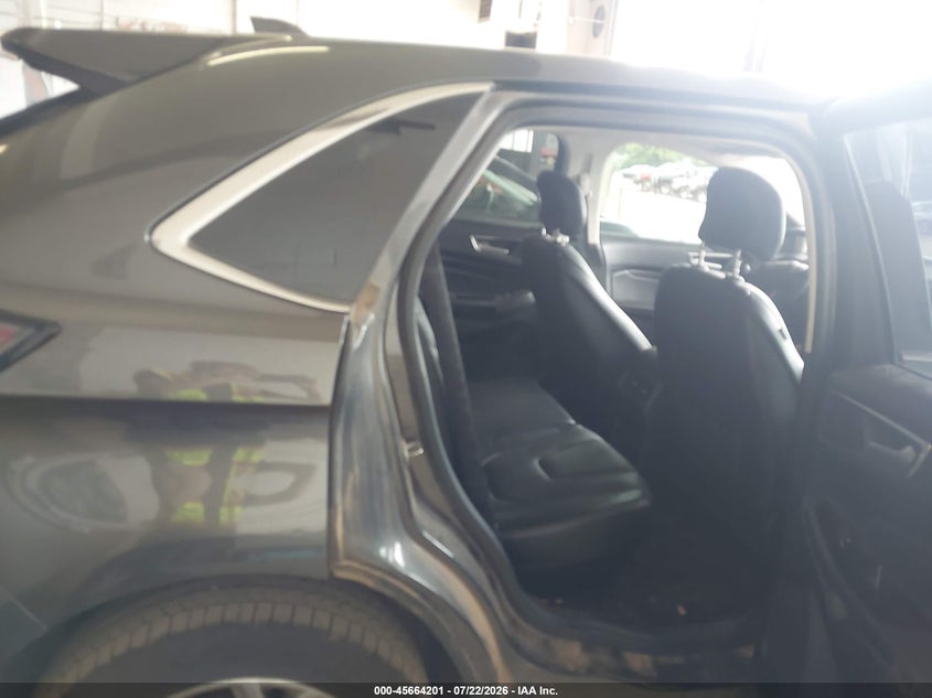 2018 FORD EDGE auction photo 8