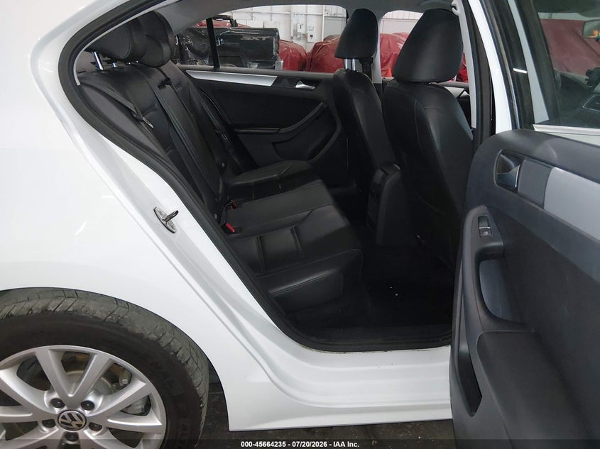 2014 VOLKSWAGEN JETTA auction photo 8