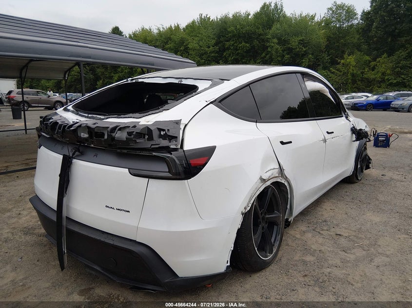 2026 Tesla Model Y All-Wheel Drive/Long Range Launch Series/Premium All-Wheel Drive VIN: 7SAYGDEE6TA695326 Lot: 45664244