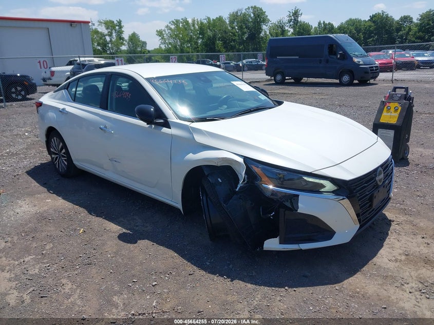 2024 NISSAN ALTIMA auction photo 1