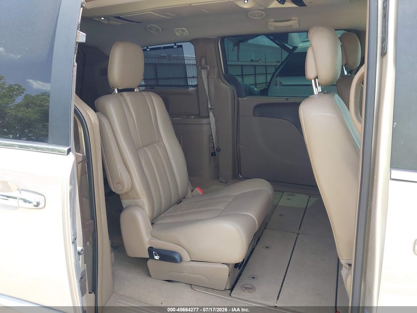 2013 Chrysler Town & Country Touring-L VIN: 2C4RC1CG5DR511339 Lot: 45664277