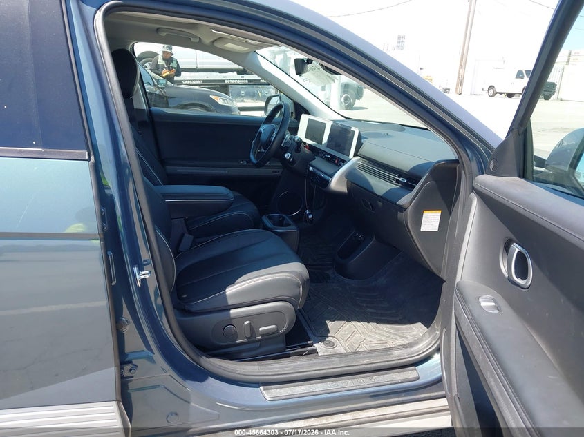 2024 HYUNDAI IONIQ 5 auction photo 5