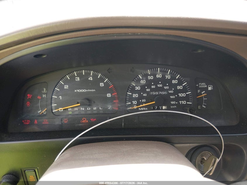 1998 Toyota 4Runner Limited VIN: JT3HN87R3W0186637 Lot: 45664386
