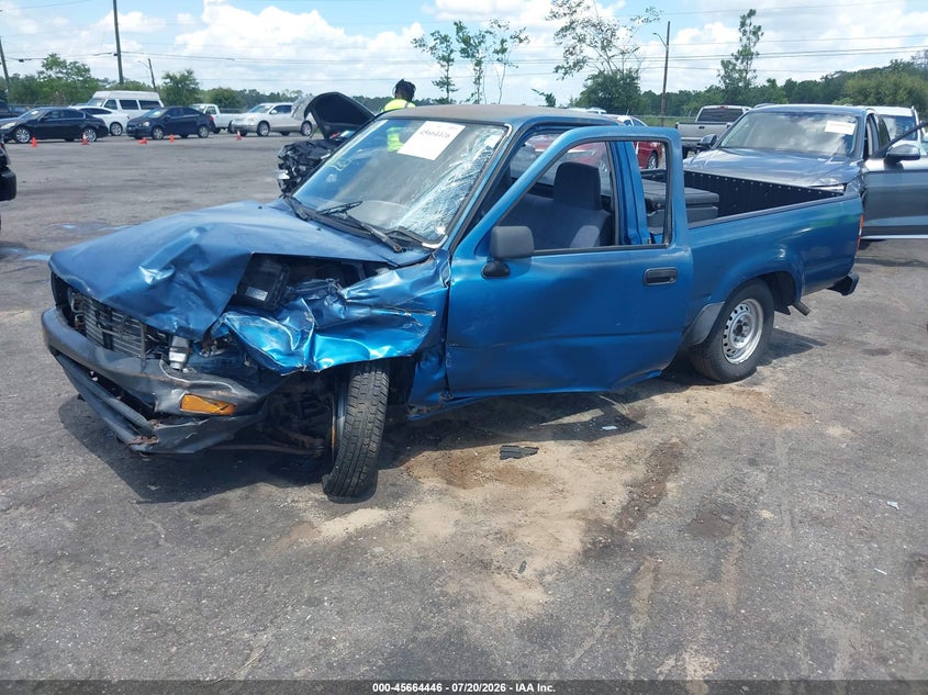 1993 Toyota Pickup 1/2 Ton Short Whlbase Stb VIN: 4TARN81A7PZ141857 Lot: 45664446