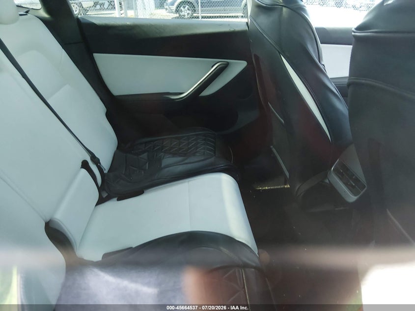 2022 Tesla Model Y Long Range Dual Motor All-Wheel Drive VIN: 7SAYGAEE2NF328914 Lot: 45664537