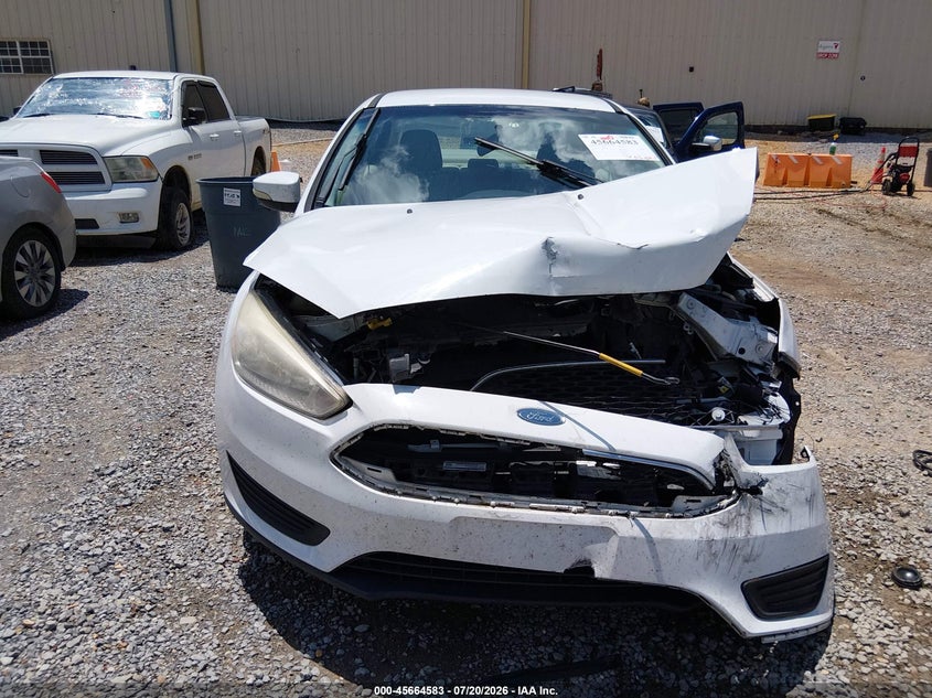 2015 Ford Focus Se VIN: 1FADP3F24FL381887 Lot: 45664583
