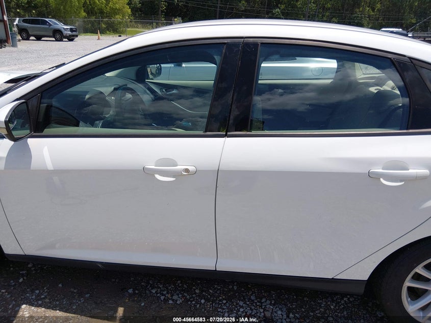 2015 Ford Focus Se VIN: 1FADP3F24FL381887 Lot: 45664583