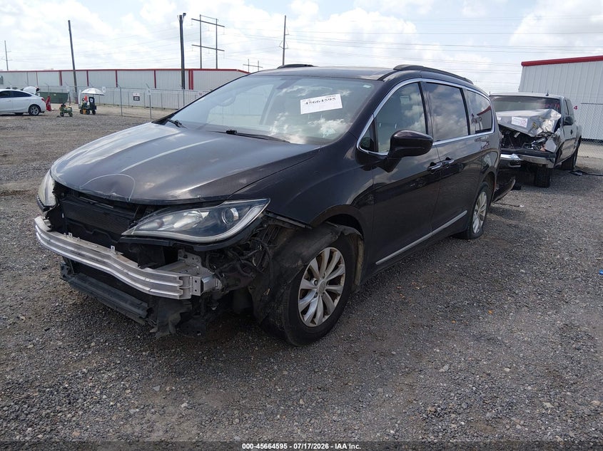 Vin: 2c4rc1bg9hr587749, lot: 46163166, chrysler pacifica touring-l 20172
