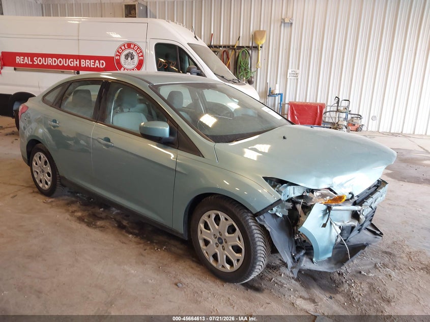 Vin: 1fahp3f27cl225730, lot: 46163185, ford focus se 2012 img_1