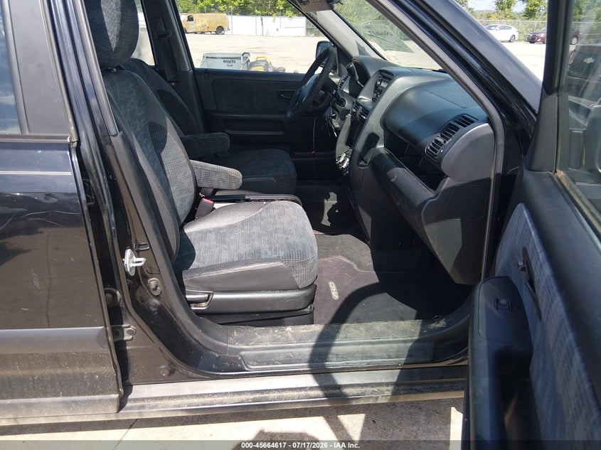 2004 HONDA CR-V auction photo 5