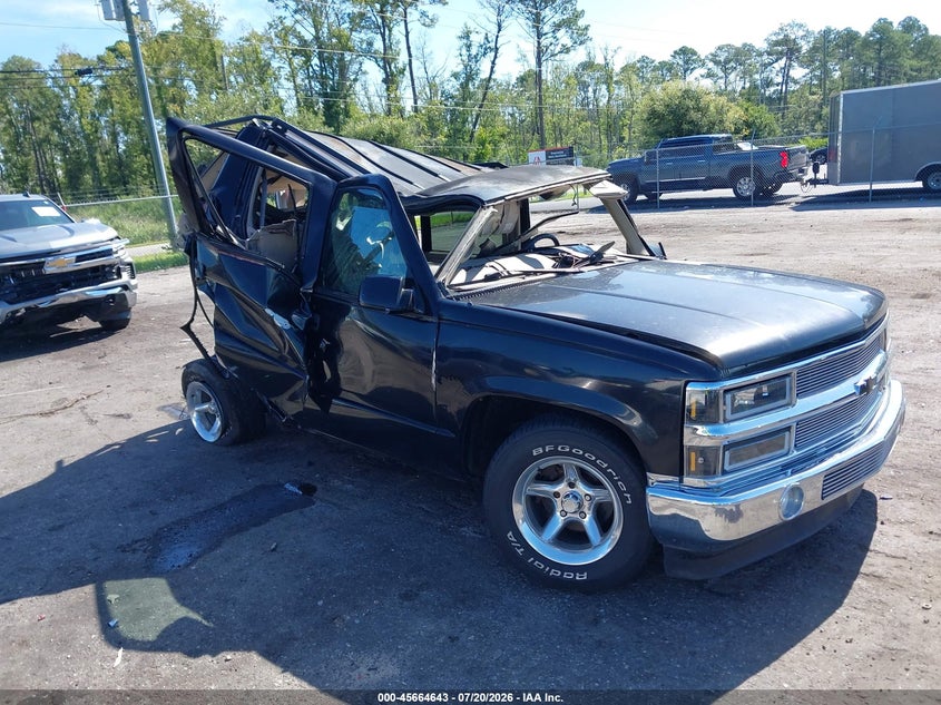 1999 Chevrolet Tahoe Limited VIN: 1GNEC13R2XJ402630 Lot: 45664643