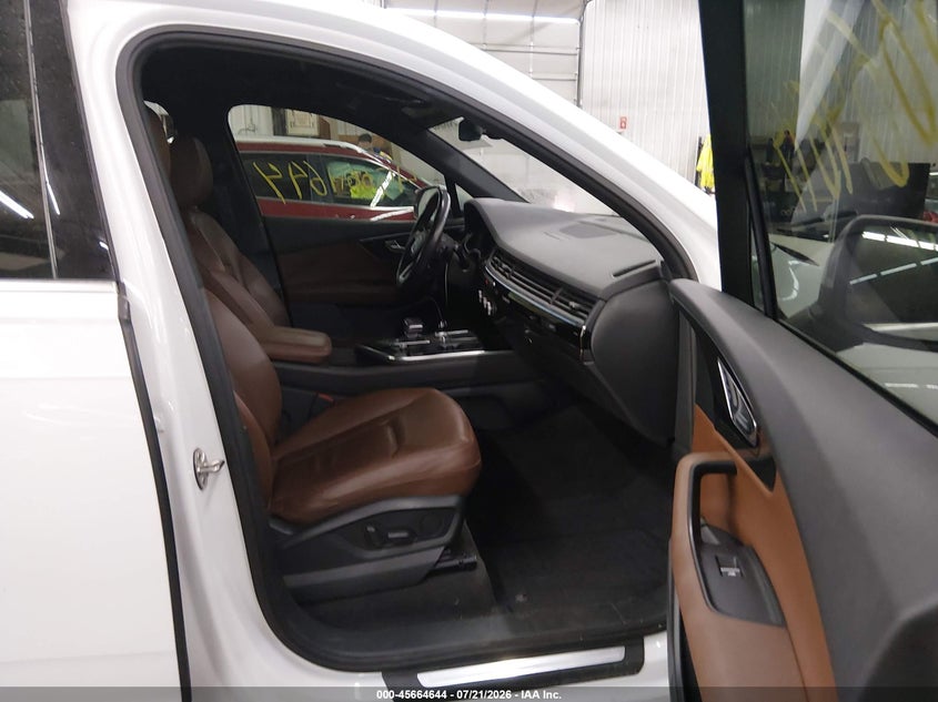 2017 Audi Q7 3.0T Premium VIN: WA1LAAF77HD018000 Lot: 45664644