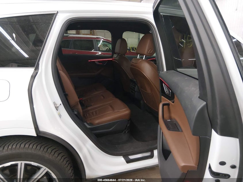 2017 Audi Q7 3.0T Premium VIN: WA1LAAF77HD018000 Lot: 45664644