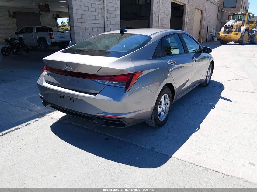 2023 HYUNDAI ELANTRA auction photo 4