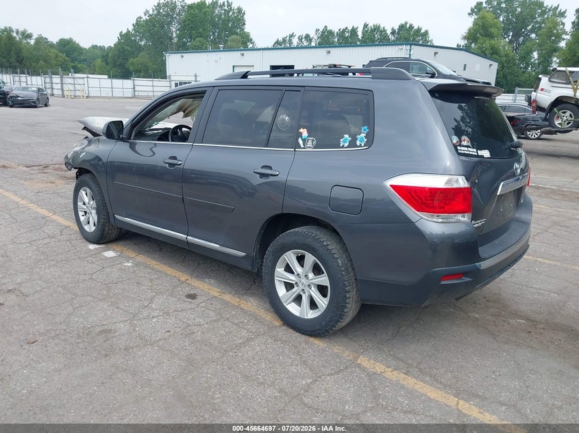 2012 TOYOTA HIGHLANDER auction photo 3