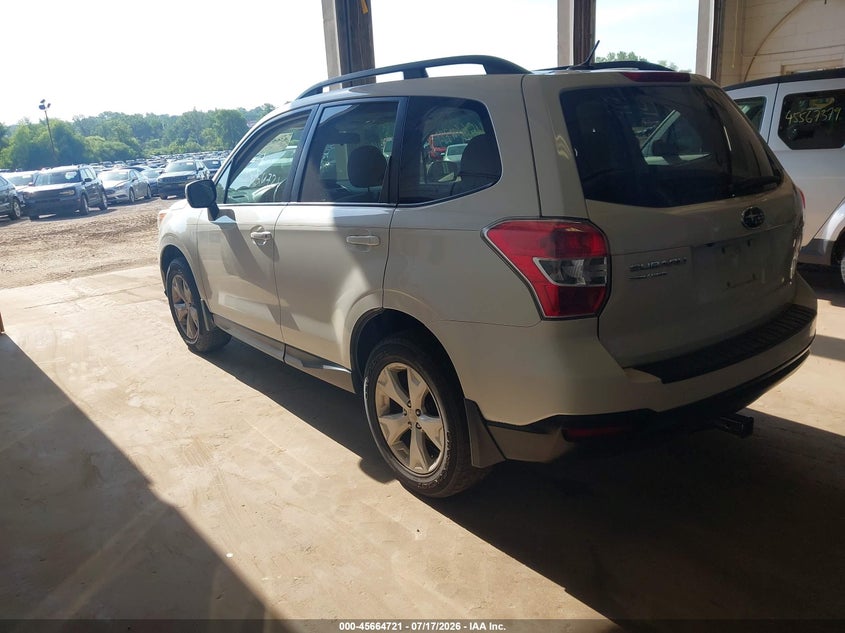 2015 SUBARU FORESTER auction photo 3