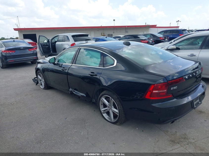 2018 VOLVO S90 auction photo 3
