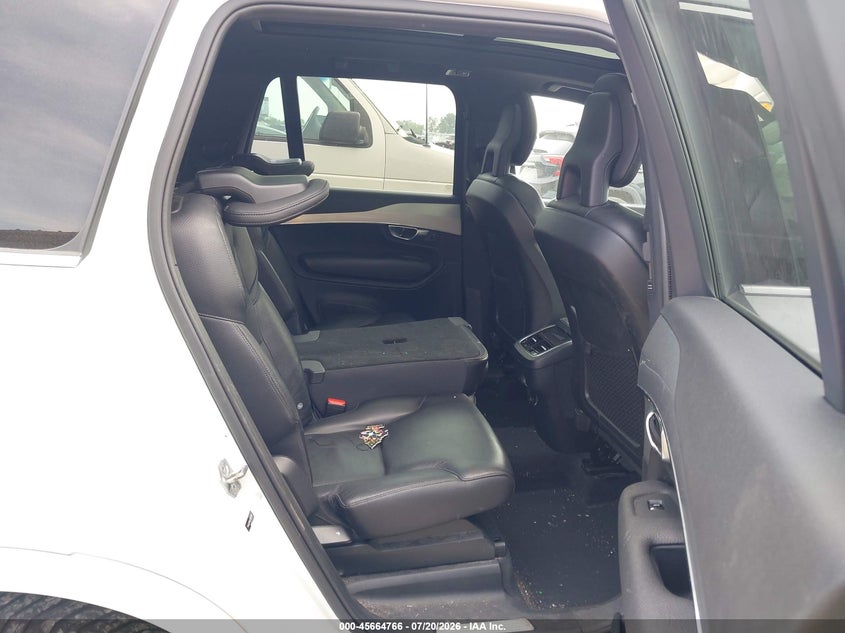 2018 VOLVO XC90 auction photo 8